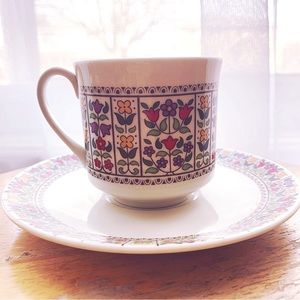 Vintage Royal Doulton cup and saucer set - pair. Fireglow T.C. 1080